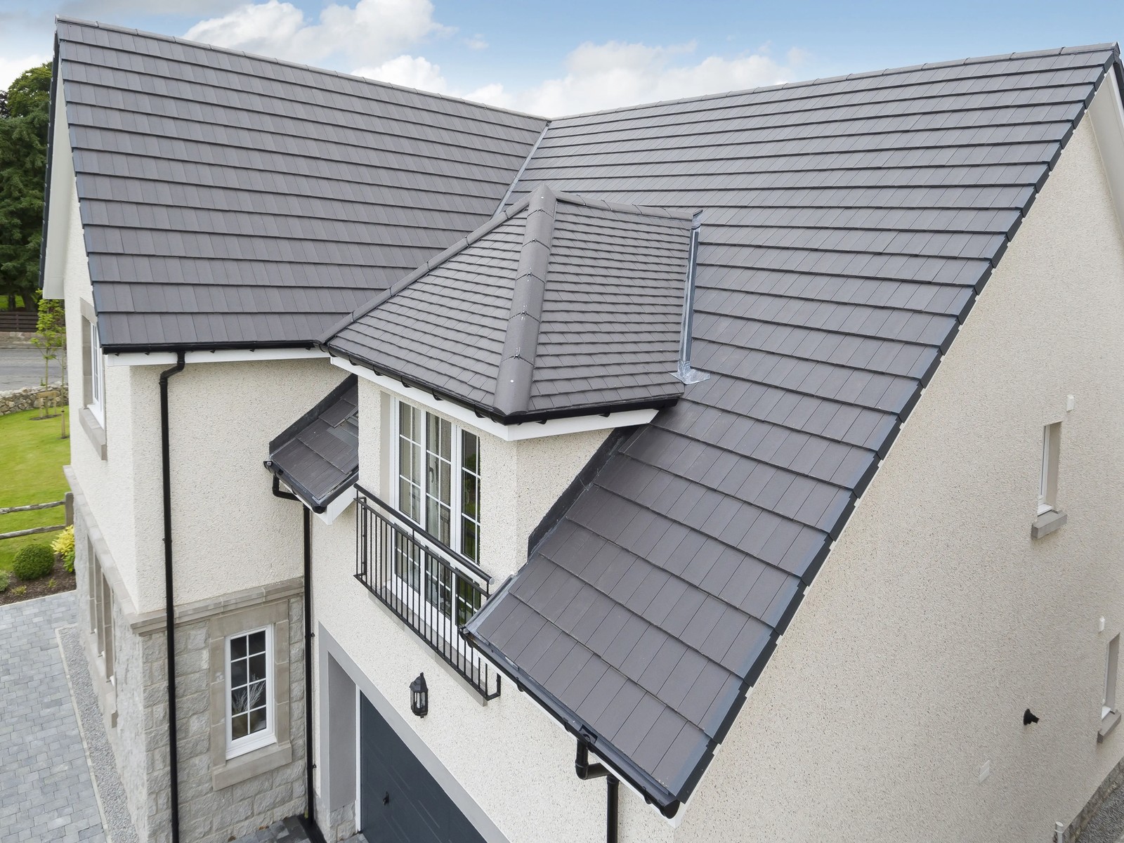 New Roof Tiles Installation